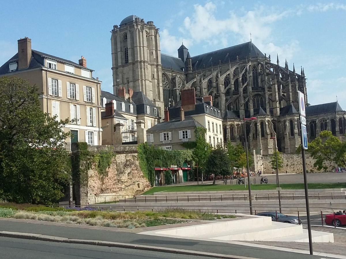Les Tulipiers, Parking Securise, Lit Queen-Size, Le Port Du Mans Le Mans Eksteriør bilde